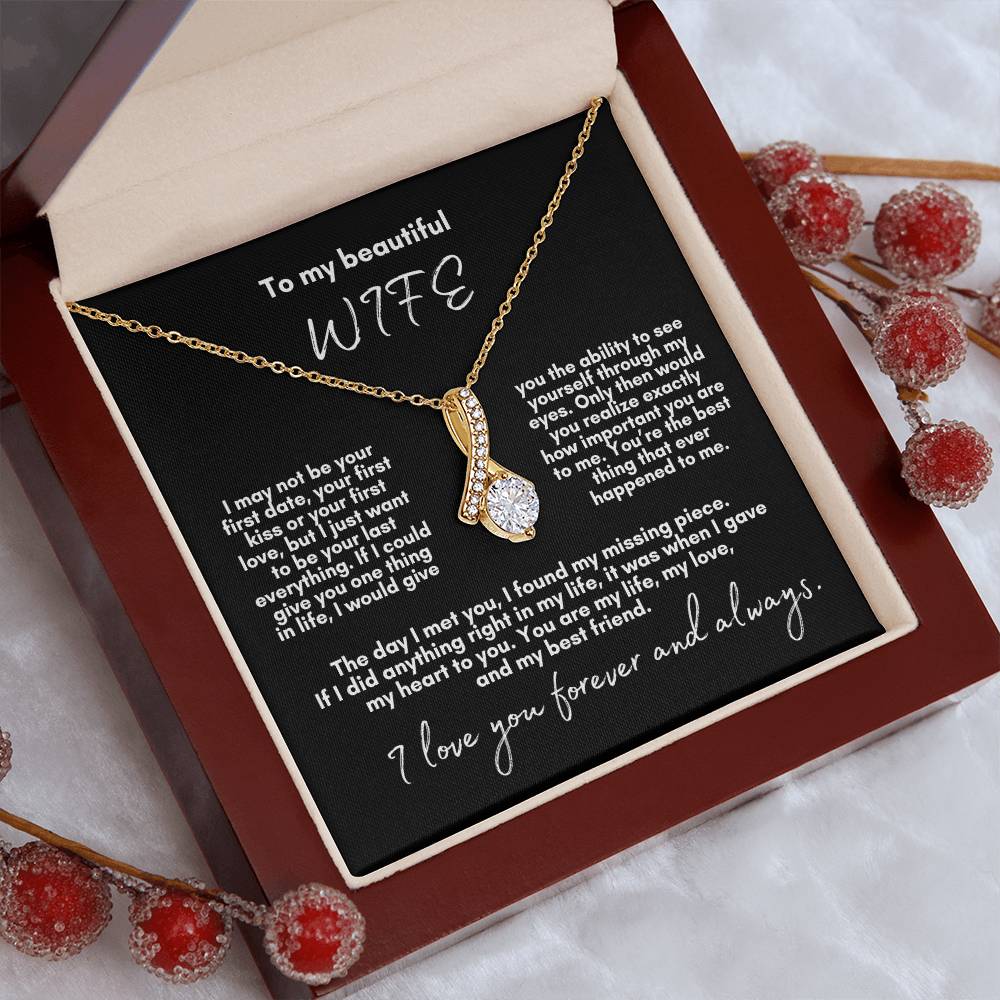 For Beautiful Wife: Alluring Beauty Necklace